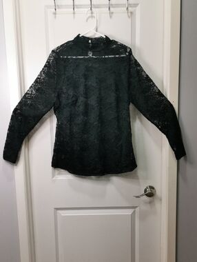 Women's Dark Green‎ Floral Lace High-Neck Blouse